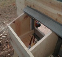 600x552px-f5527e98_March07_007_InsideofNestBox01