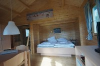 blockbohlenhaus_weekend_joda_repraesentativer_innenraum_artikelseite