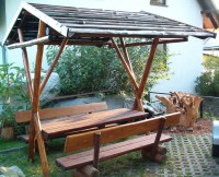 org_ueberdachte-sitzgruppe_2